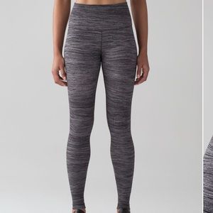 Grey Lululemon leggings size 4